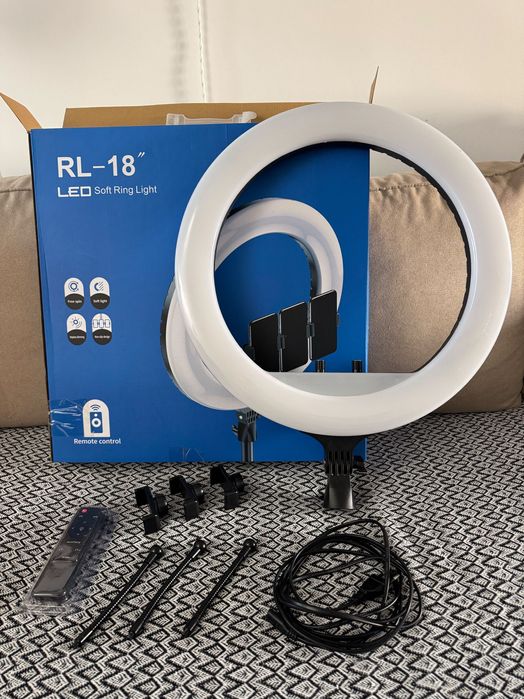 Продаётся Кольцевая Лампа