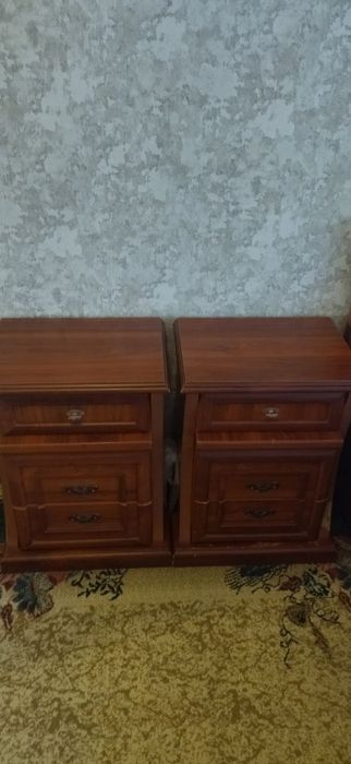 Трюмо с тумбочками