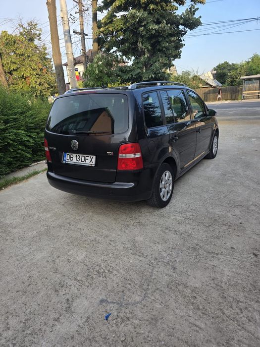VOLKSWAGEN Touran 2005 — imagine 3