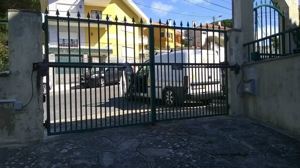 Set automatizare poarta batanta cu motoare lungi Titan 600 KIT