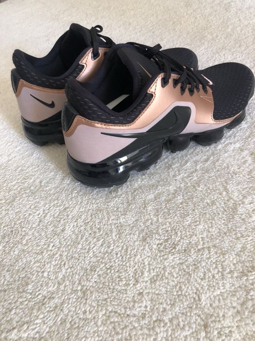 Уникални маратонки Nike Намалени