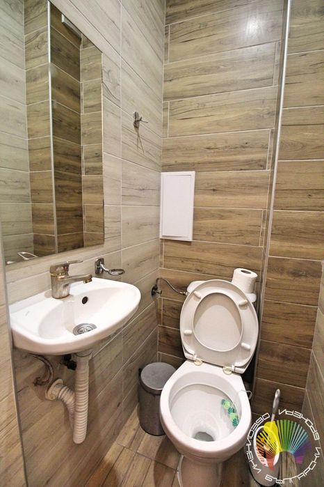 Дава се под наем Тристаен апартамент в Бургас, Център - 90 кв.м за 510 € - Снимка #13