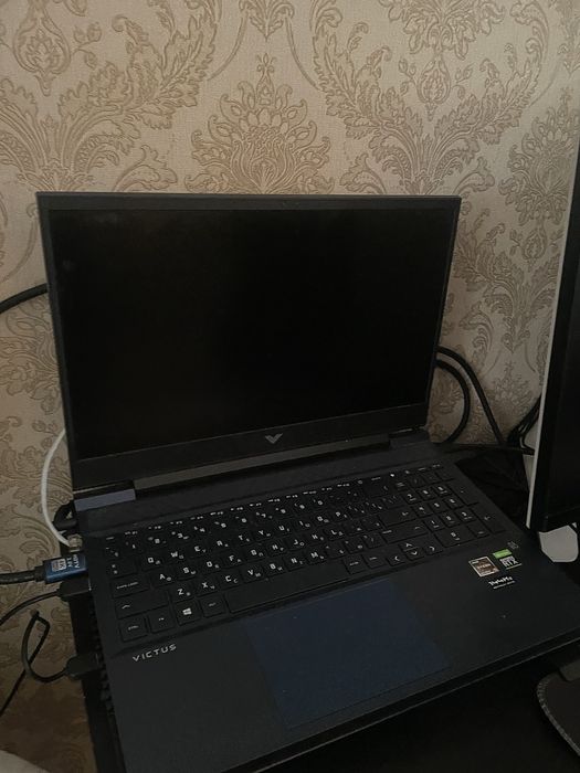 Продается комплект, игровой ноутбук