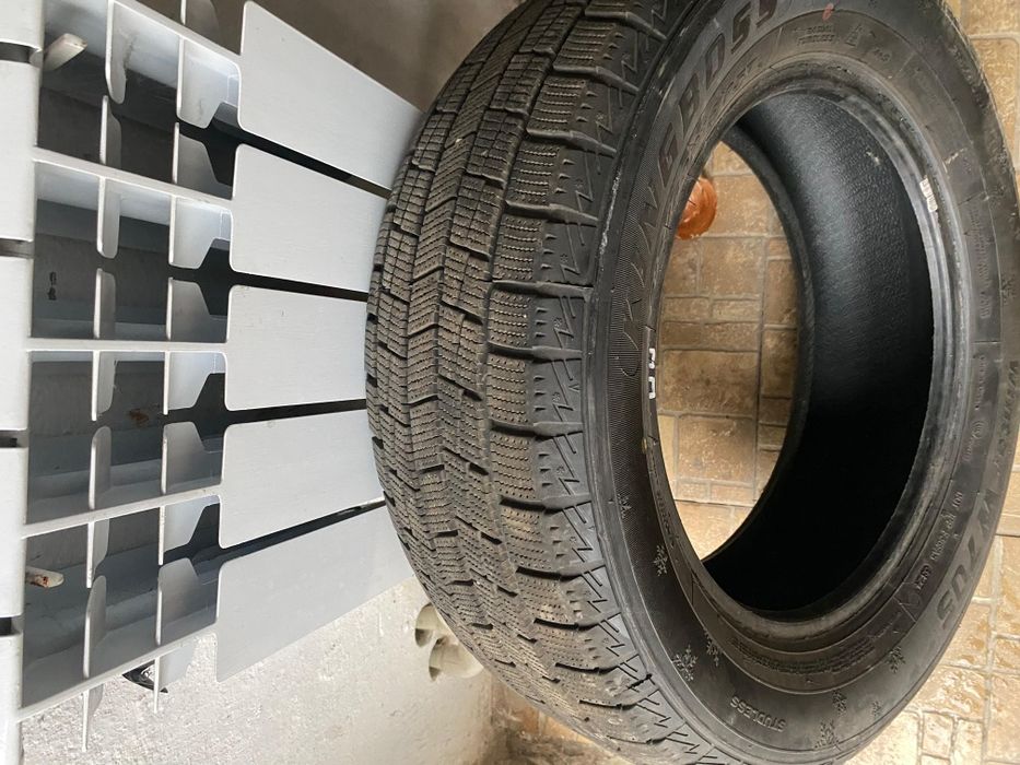 Продаётся зимние шины