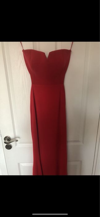 Официална рокля червена