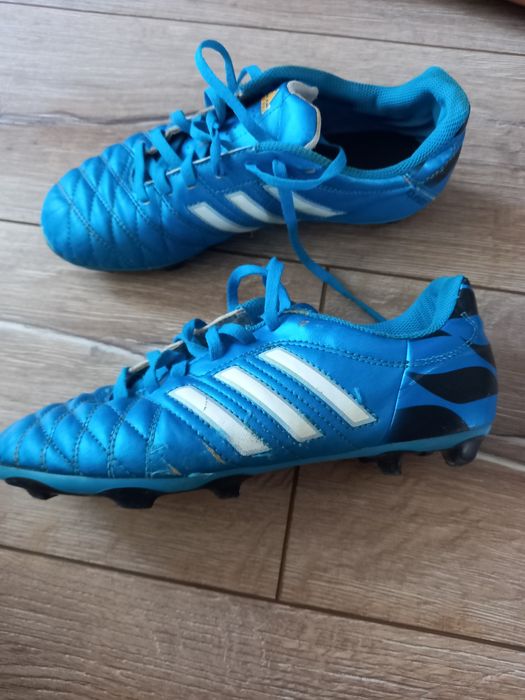 Адидас футболни обувки, бутонки 37 номер