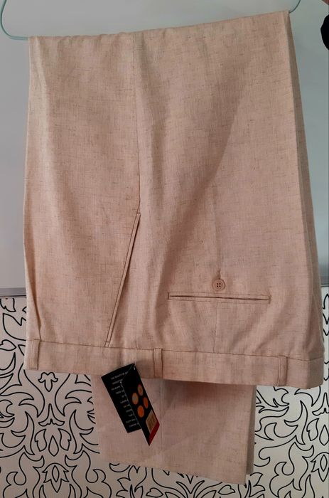 Продам классические брюки 50-54 размера