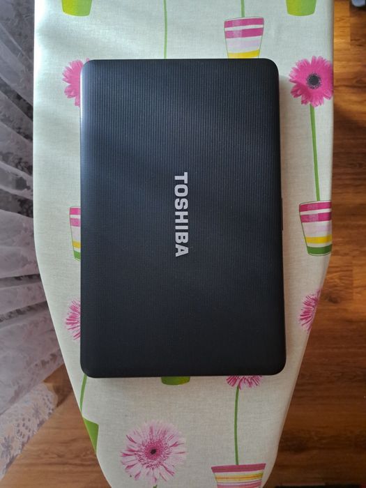 Laptopuri Toshiba/ Medion - 250 Lei