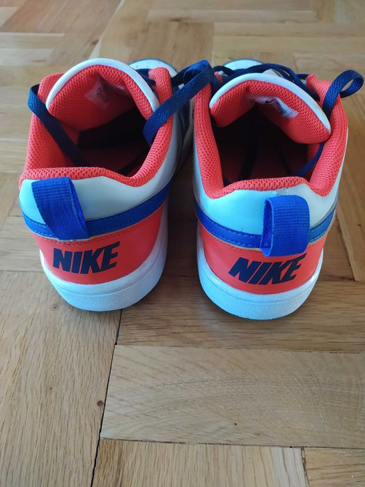 Маратонки Nike 39