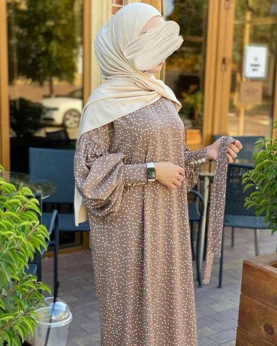 Ayollar kiyimi sharifi bilan