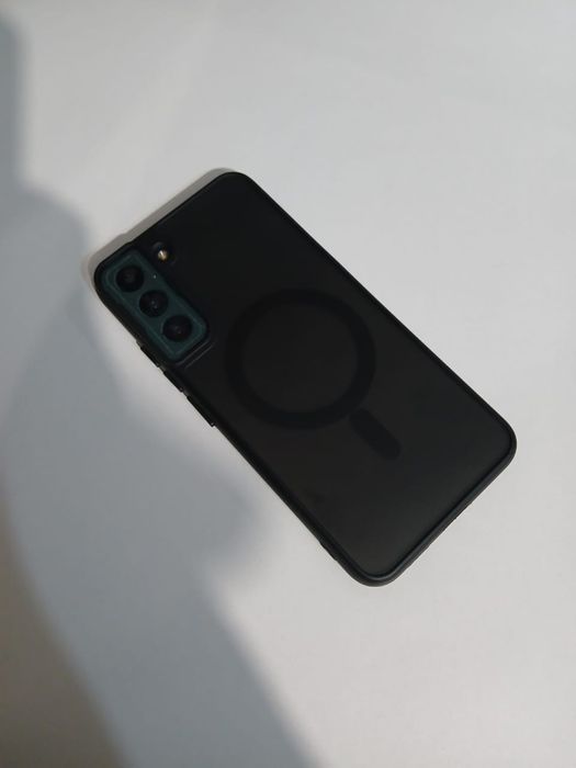 Продам Samsung s22+ 8/256