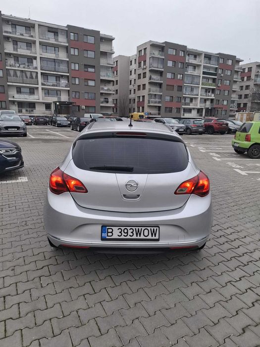 OPEL Astra 2013 — imagine 5