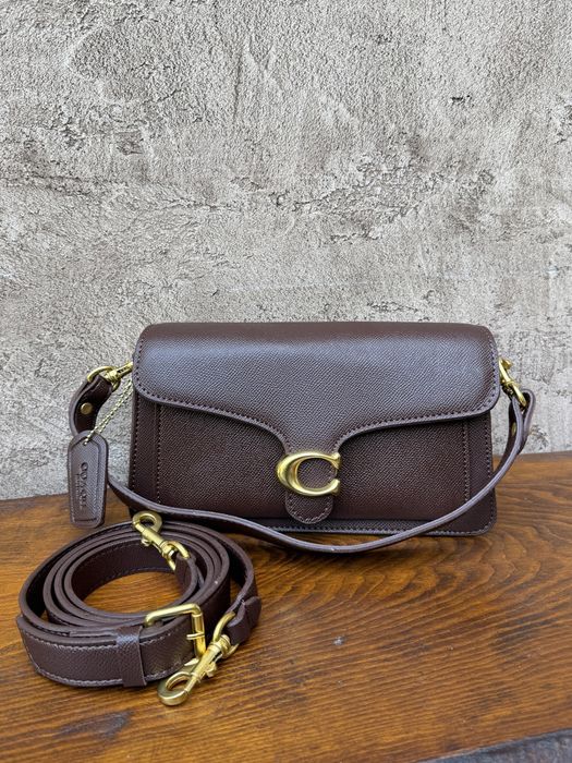 Дамски чанти Coach