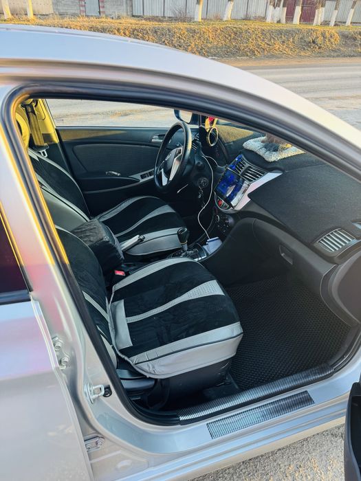 Срочно срочно продам машину