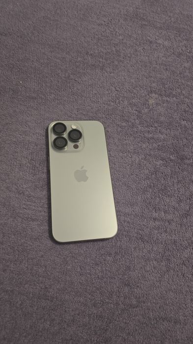 Vand/Schimb Iphone 15 pro impecabil