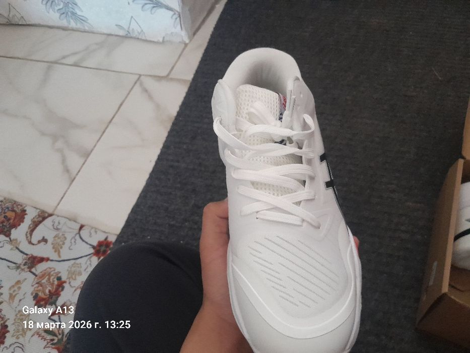 Красовки asiks FF Blast