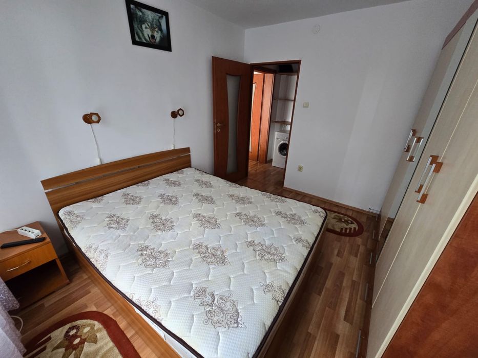 Apartament 2 camere semidecomandat etaj intermediar de inchiriat