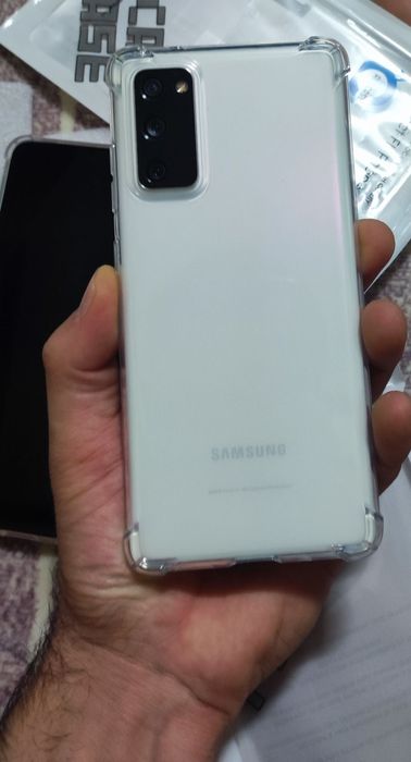 Samsung galaxy s20fe