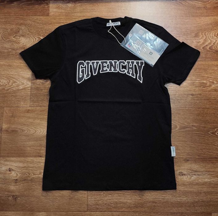 Мъжки фланели тениски блузи Givenchy paris