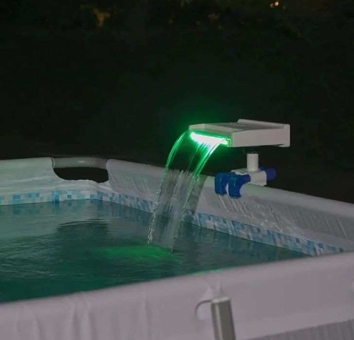 Водопад за басейни с LED светлини