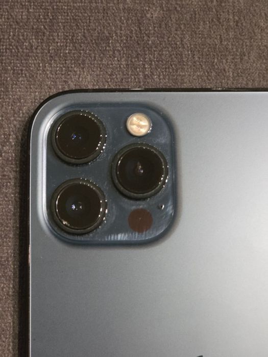 iPhone 12 Pro Max 256GB) Pacific Blue - Отлично състояние