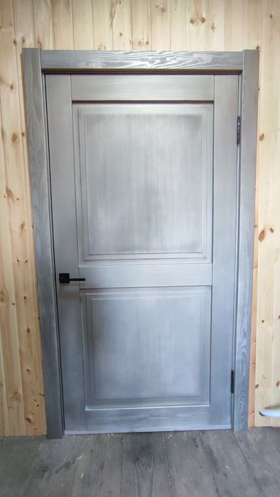 Деревянные двери