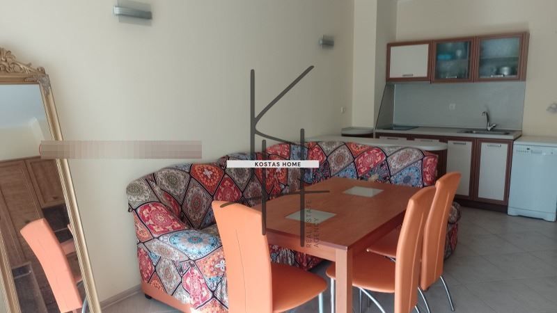 Продава се Двустаен апартамент в к.к. Златни пясъци - 59 кв.м за 1560 €/кв.м - Снимка #3