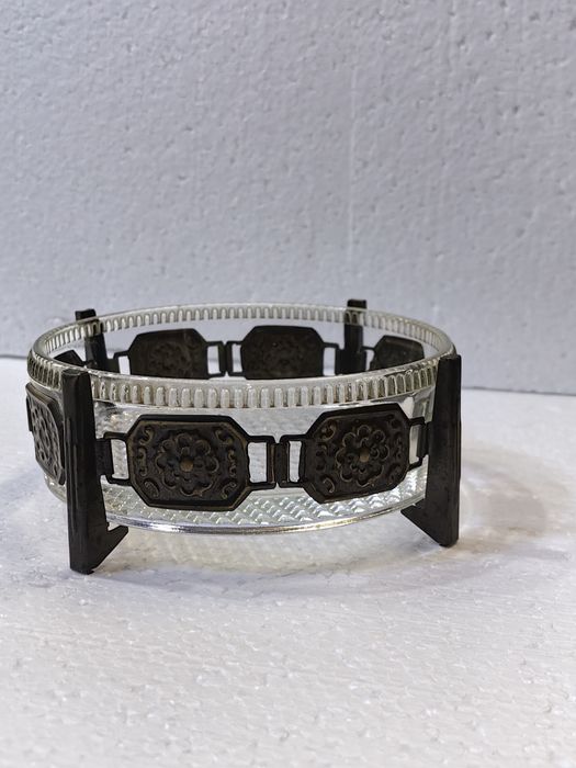 Винтидж купа за бонбони изработена от кристал и мелхиор