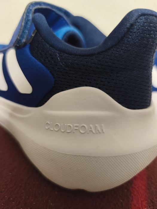 Adidas Cloudfoam 31 (19cm) impecabile
