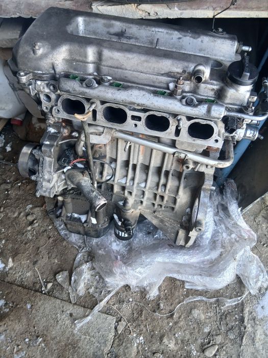 Авенсис 1.81-zzFE+головка