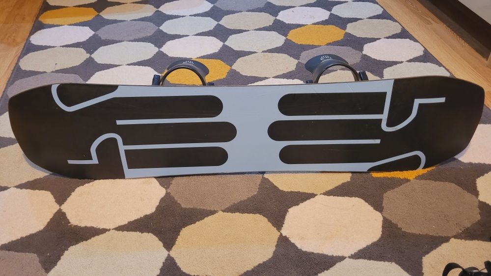 Placa snowboard BATALEON 105 + legaturi BATALEON Mini