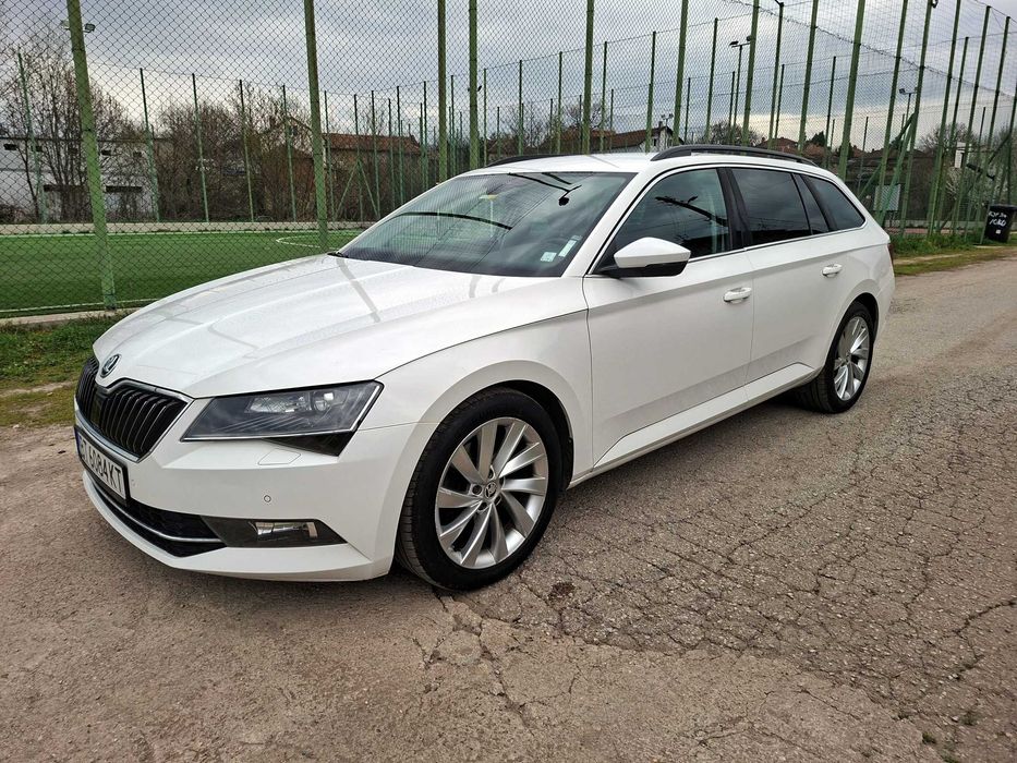 Skoda Superb 1.6TDI Отлично състояние*Здрав*Поддържан