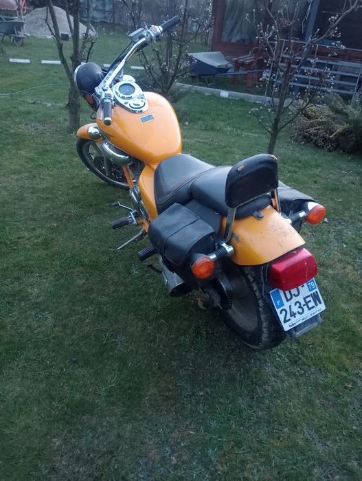 Vând motocicletă Daelim