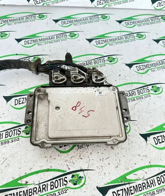 Calculator motor ECU 0281011995 / 0 281 011 995 Ford Focus 2006