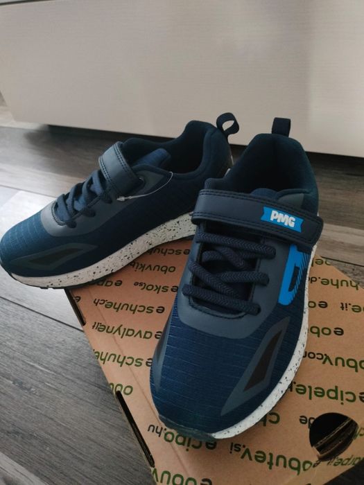 Primigi mărimea 33 noi