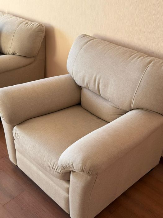 Продам диван и кресло