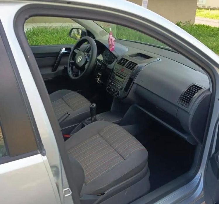 VOLKSWAGEN Polo 2006 — imagine 3