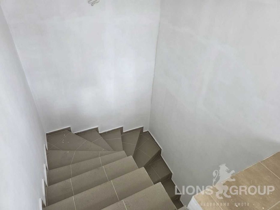 Продава се Къща в с. Рогачево, Област Добрич - 195 кв.м за 366 €/кв.м - Снимка #4
