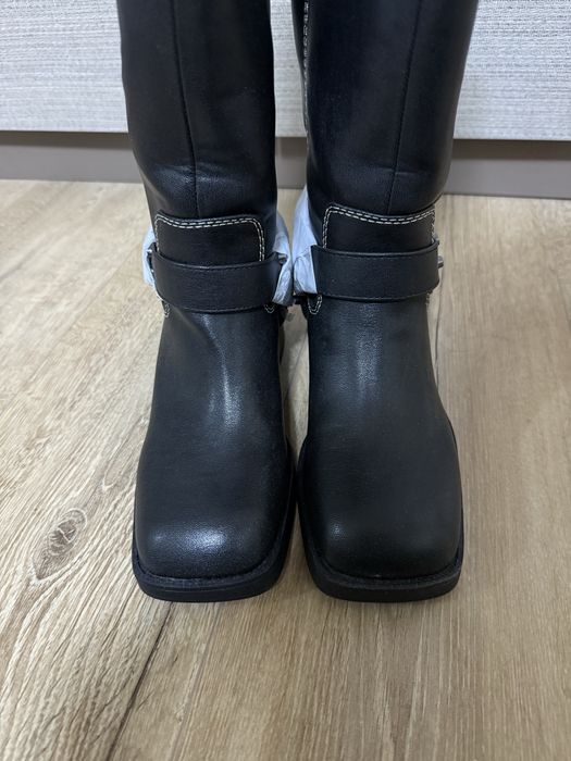 Ботуши Zara, нови