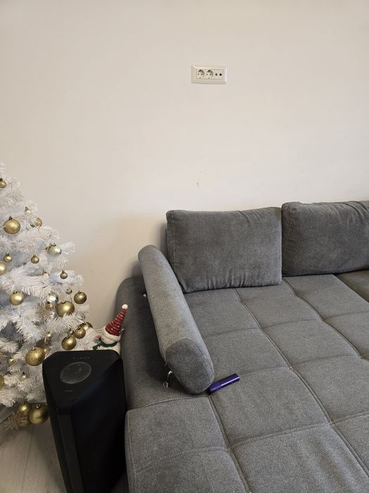 Vând canapea colțar urgent