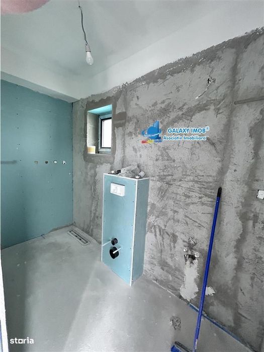 Casa 5 cam\/4bai\/terasa\/227mp-Panouri 10kw-Pompa caldura10kwTeren