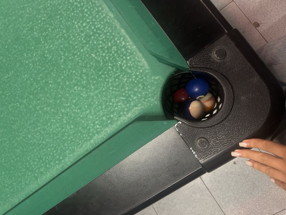 Билярдна маса 9 фута