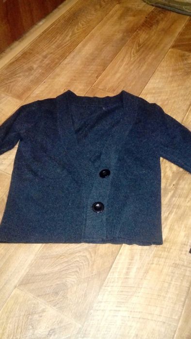 Продам женские тёплые кофты