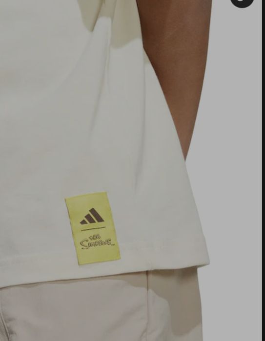 Тениска с шарка на Simpsons Adidas