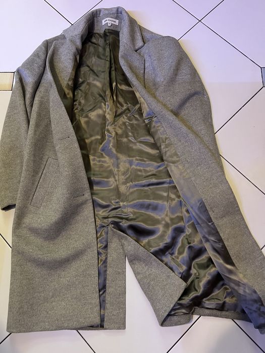 Пальто классика,на девушку.36 размер ,Испания