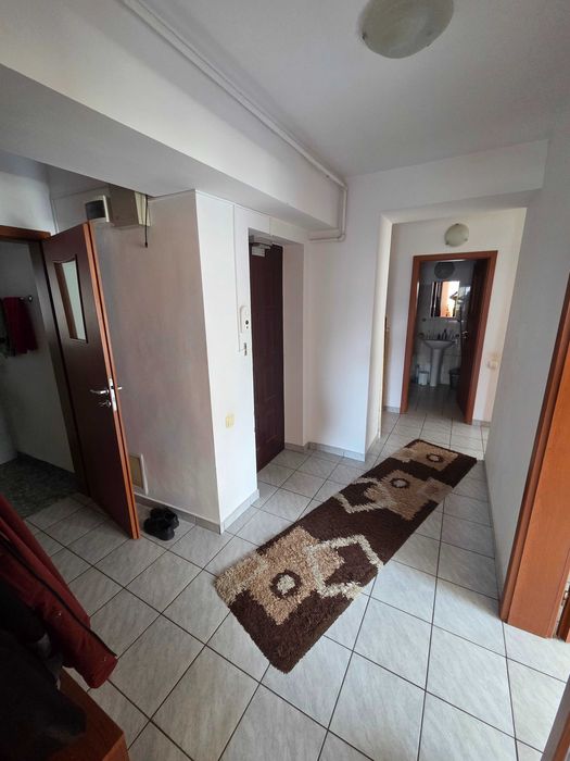 Căutăm coleg/ă de apartament – zona Sala Sporturilor