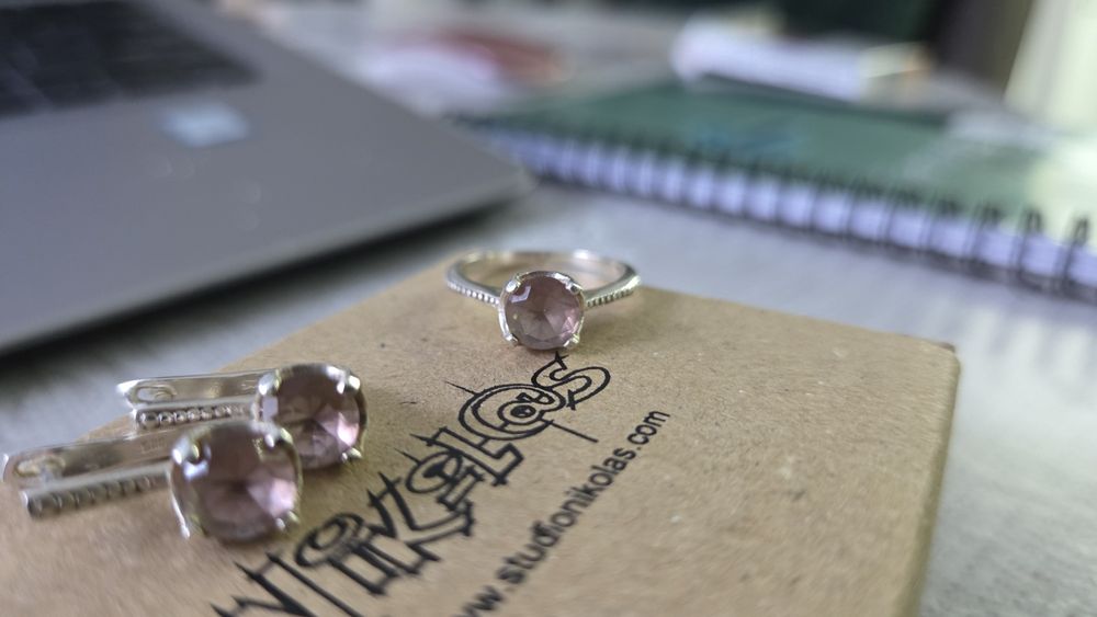 Сребърни бижута от Николас със султанит. Наличен е пръстенът!