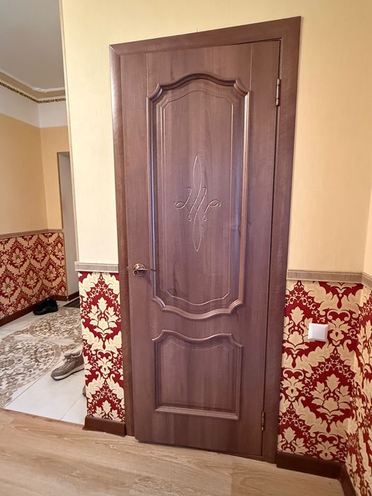 двери межкомнатные б/у