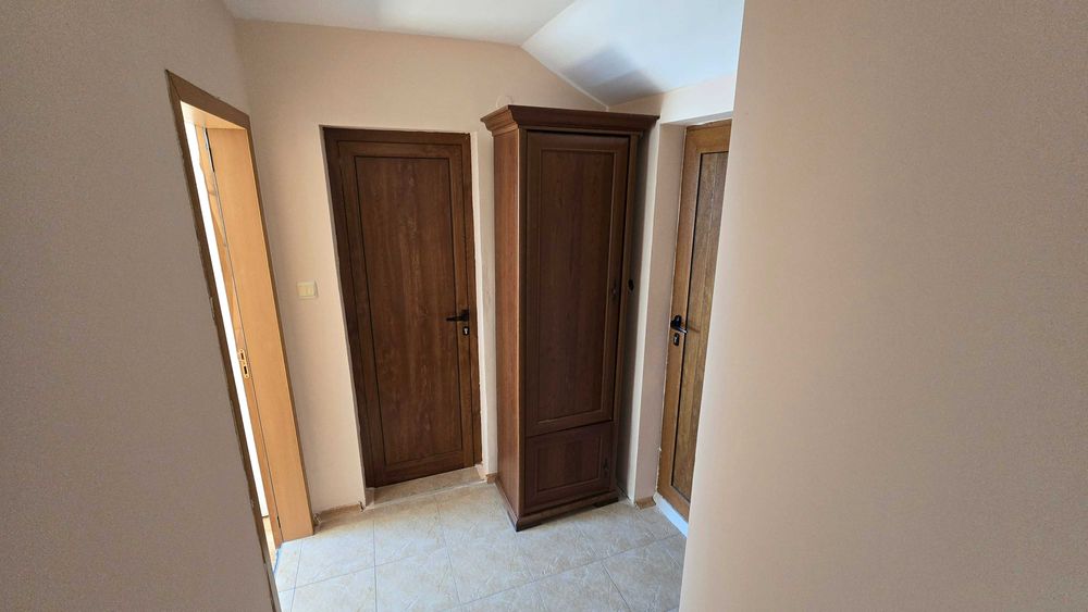 Продава се Тристаен апартамент в Варна, Цветен квартал - 77 кв.м за 1252 €/кв.м - Снимка #10