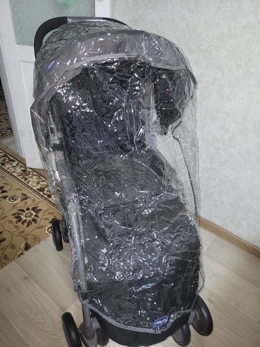 Коляска c chicco в отличном состоянии.